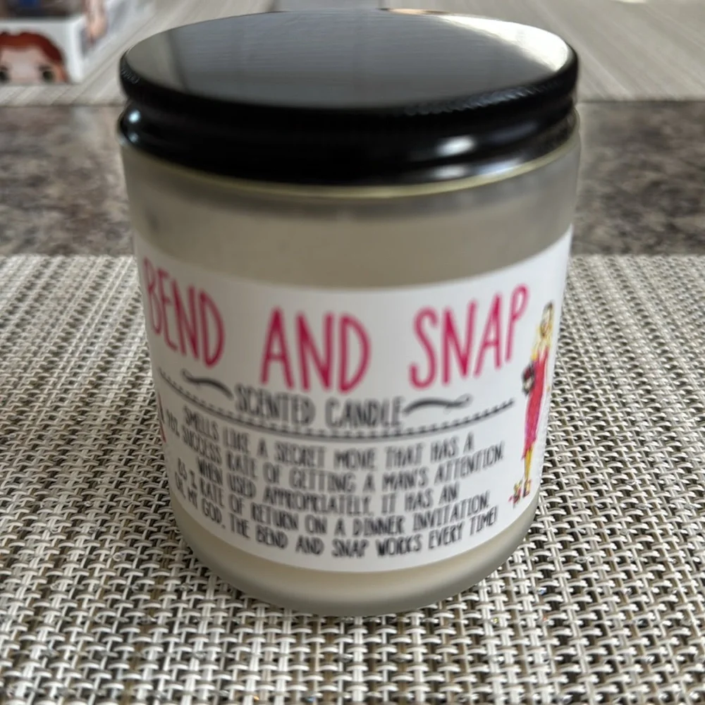 Legally Blonde Bend & Snap Scented Candle Reese Witherspoon Movie